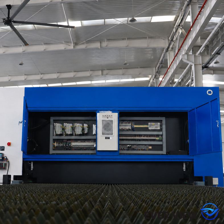 Die Modernisierung des Zuführsystems der Laserschneidmaschine von EVER VIEW verbessert die Effizienz der automatisierten Bearbeitung weiter